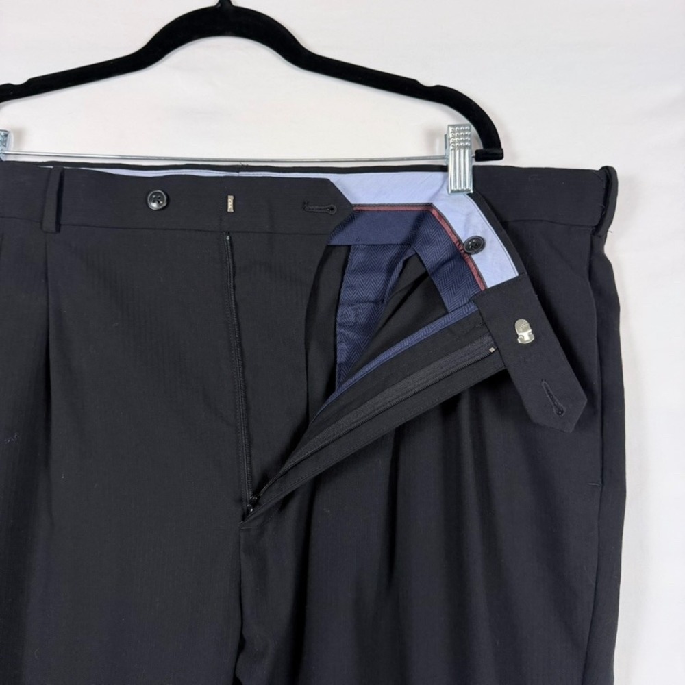 Roundtree & Yorke Lotx2 Dress Pants Black Navy 42x32 Pleated Cuffed Professional - Picture 3 of 15